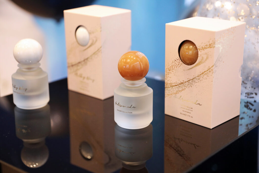 Inspiracje perfum zamknięte w elegancji – kolekcja Galaxy dla kobiet i mężczyzn ceniących charakter